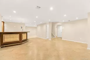 4 Corin Ct, Syosset, NY 11791 - Photo 33