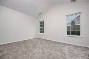 14 Sophia Dr, Middle Island, NY 11953 - Photo 19
