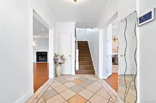 171-03 45th Ave, Flushing, NY 11358 - Photo 23