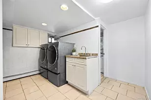 171-03 45th Ave, Flushing, NY 11358 - Photo 11