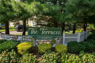 5 Princess Tree Ct, Port Jefferson, NY 11777 - Photo 5