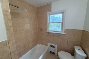 15 Stevens St, White Plains, NY 10606 - Photo 7