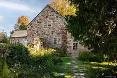 422 Mt Holly Road, Katonah, NY 10536 - Photo 5