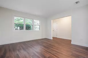 1182 E 3rd Ave, Bay Shore, NY 11706 - Photo 5