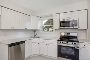 1182 E 3rd Ave, Bay Shore, NY 11706 - Photo 9