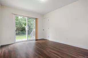1182 E 3rd Ave, Bay Shore, NY 11706 - Photo 7