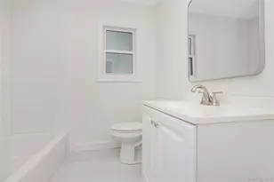 1182 E 3rd Ave, Bay Shore, NY 11706 - Photo 15
