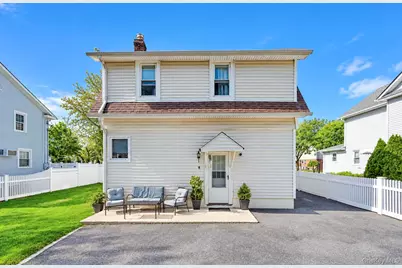 15 Harding Avenue, Hicksville, NY 11801 - Photo 27