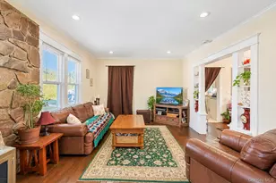 15 Harding Ave, Hicksville, NY 11801 - Photo 11