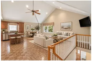 22 Clover Ave, Floral Park, NY 11001 - Photo 9
