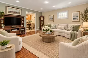 22 Clover Ave, Floral Park, NY 11001 - Photo 3