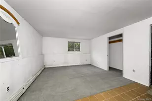 14 Mineola St, Holtsville, NY 11742 - Photo 29