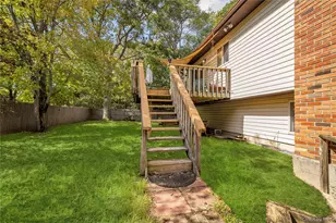 14 Mineola St, Holtsville, NY 11742 - Photo 39
