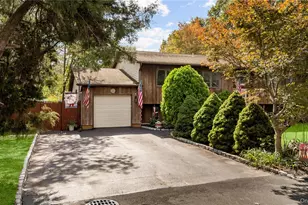 14 Mineola St, Holtsville, NY 11742 - Photo 3