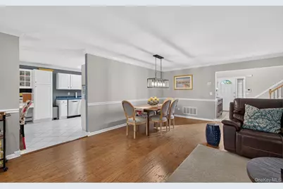 5 Monitor Road, Smithtown, NY 11787 - Photo 17