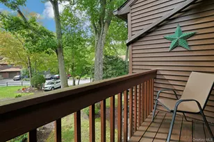 172 Woods Brooke Cir, Ossining, NY 10562 - Photo 21