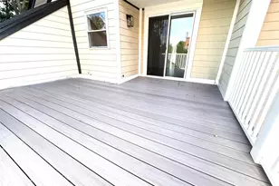 9 E Carver St, Huntington, NY 11743 - Photo 5