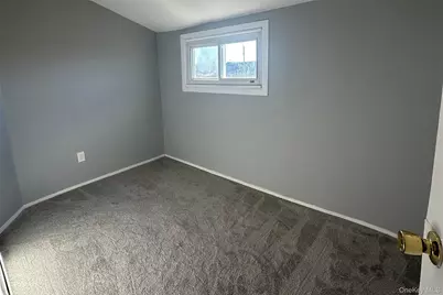 32 McKinley Avenue, Lindenhurst, NY 11757 - Photo 23