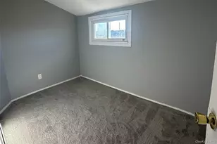 32 Mc Kinley Ave, Lindenhurst, NY 11757 - Photo 23