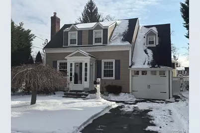 201 Stuyvesant Avenue, Merrick, NY 11566 - Photo 19