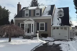 201 Stuyvesant Ave, Merrick, NY 11566 - Photo 19