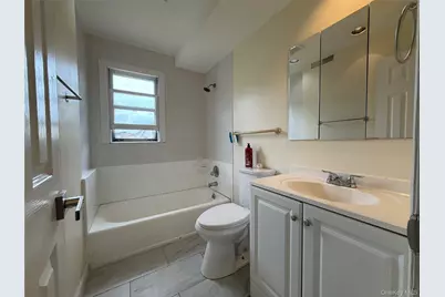 3 Soundview Street, New Rochelle, NY 10805 - Photo 7