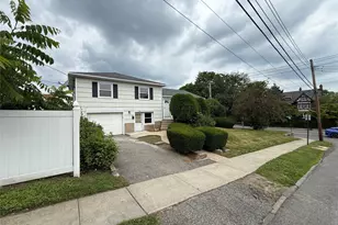 3 Soundview St, New Rochelle, NY 10805 - Photo 3