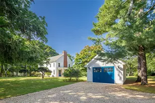 61 N Cartwright Rd, Shelter Island, NY 11964 - Photo 9