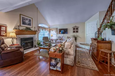 1 Cottonwood Circle, Saugerties, NY 12477 - Photo 7