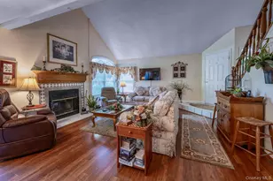 1 Cottonwood Cir, Saugerties, NY 12477 - Photo 7