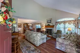 1 Cottonwood Cir, Saugerties, NY 12477 - Photo 3