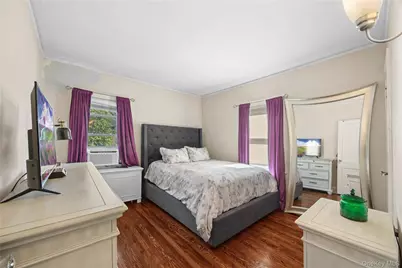 51 Sunrise Terrace, Yonkers, NY 10703 - Photo 13