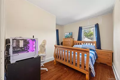 51 Sunrise Terrace, Yonkers, NY 10703 - Photo 15