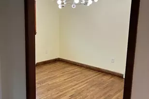 21 Willow Pl, Middletown, NY 10940 - Photo 3