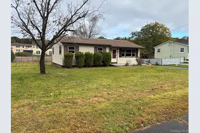 21 Willow Place, Middletown, NY 10940 - Photo 11