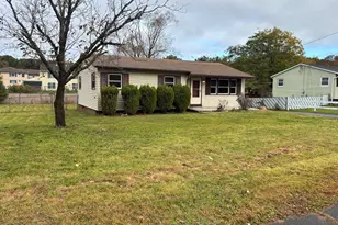 21 Willow Pl, Middletown, NY 10940 - Photo 11