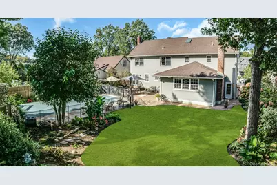 2084 Sherman Avenue, Merrick, NY 11566 - Photo 39