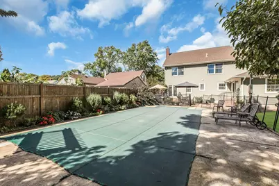 2084 Sherman Avenue, Merrick, NY 11566 - Photo 27