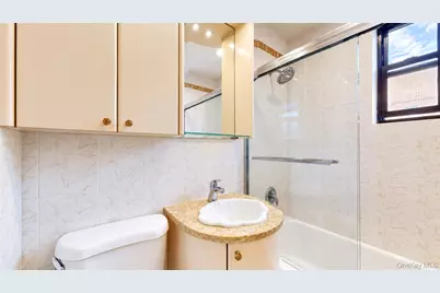 83-85 116th Street #6D, Kew Gardens, NY 11415 - Photo 17