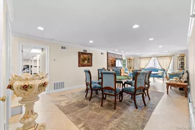 6 Channel Drive, Great Neck, NY 11024 - Photo 29