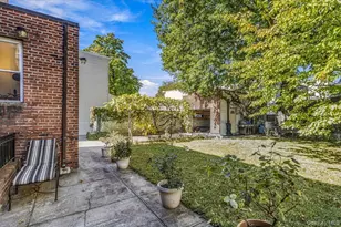 64-09 Catalpa Ave, Ridgewood, NY 11385 - Photo 31