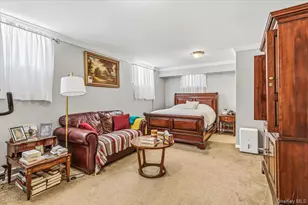 64-09 Catalpa Ave, Ridgewood, NY 11385 - Photo 13