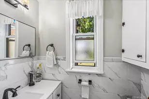 64-09 Catalpa Ave, Ridgewood, NY 11385 - Photo 11