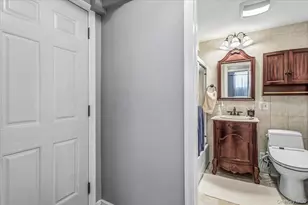 64-09 Catalpa Ave, Ridgewood, NY 11385 - Photo 15