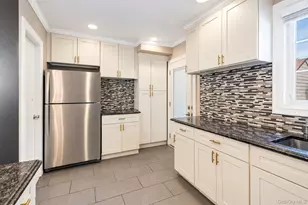 45-62 170th St, Flushing, NY 11358 - Photo 5