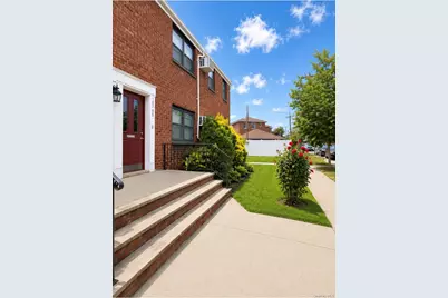 15750 17 Avenue #2, Whitestone, NY 11357 - Photo 9