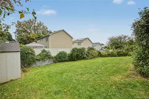 7 Cabot Ave, White Plains, NY 10523 - Photo 25