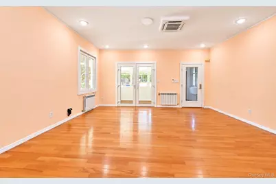 2561 Fenton Avenue #Whole House, Bronx, NY 10469 - Photo 5