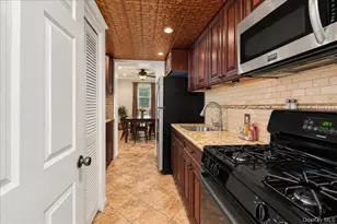 2653 Harding Ave, Bronx, NY 10465 - Photo 17