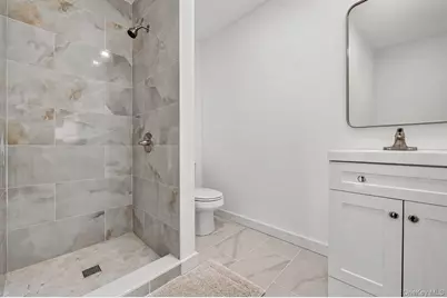 34 Pinelawn Avenue, Shirley, NY 11967 - Photo 33